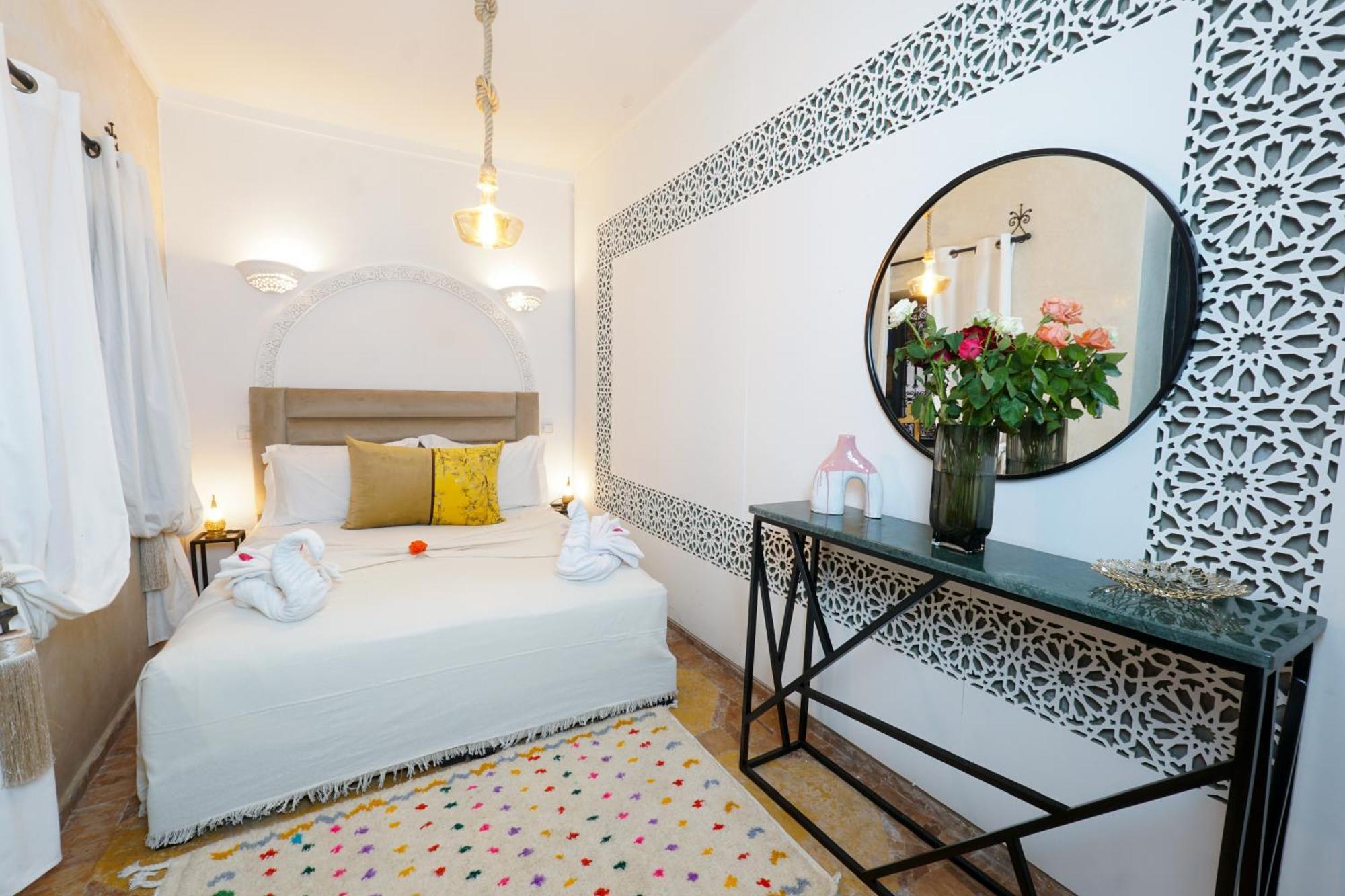 Riad Darna 4 Chambres Avec Piscine Et Petit Dejeuner מרקש מראה חיצוני תמונה